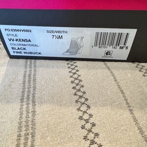 Vince camuto black kensa peep toe bootie